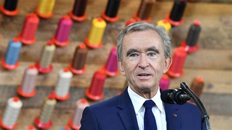 bernard arnault yearly salary.